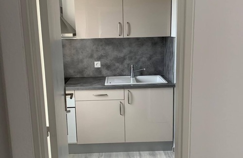 Saint-Martin Apartment | Charming air-conditioned studio with balcony and parking space