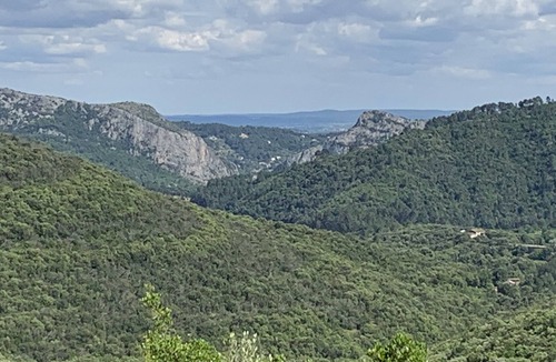 Anduze Apartment | Charming air-conditioned studio in the Cévennes