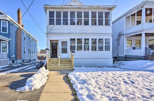 Melrose House | Charming Albany Retreat ~ 3 Mi to Downtown!