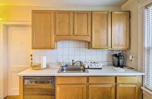 Melrose House | Charming Albany Retreat ~ 3 Mi to Downtown!