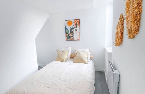 Anzin Apartment | Charming all-comfort studio, free parking