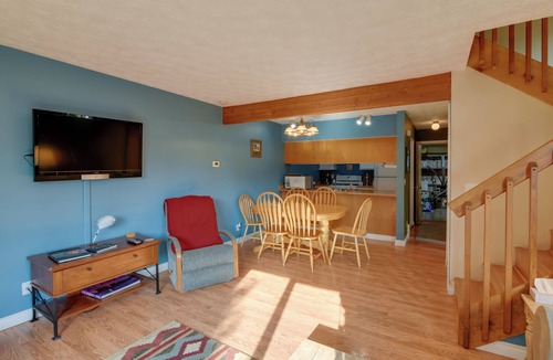 Turnagain House | Charming Anchorage Home w/Grill + Deck!
