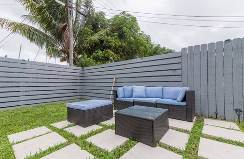 Miramar House | Charming and Amaizing Home with Pool in Miramar