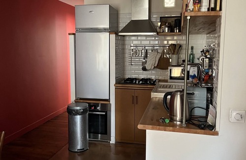 Quartier de la Folie-Mericourt Apartment | Charming and comfortable apartment