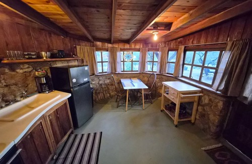 Tucson Apartment | Charming and Cozy Stone Groundfloor Studio with Kitchen