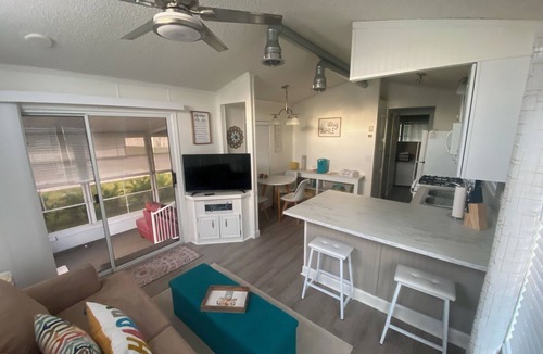 Burnt Store Isles House | Charming and Cozy Tiny Home