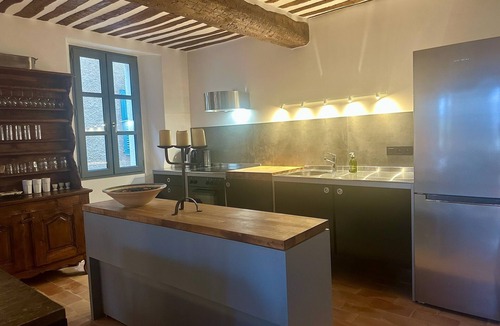 Chateauneuf-Grasse Apartment | CHARMING AND LUXURIOUS APARTMENT