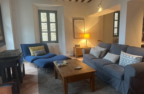 Chateauneuf-Grasse Apartment | CHARMING AND LUXURIOUS APARTMENT