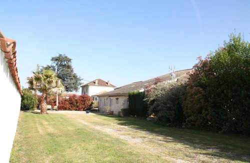 Villeneuve-sur-Lot House | Charming and elegant gite near the Lot