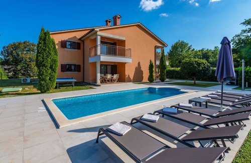 Santalezi Villa | Charming and ideal for 10 vacationers