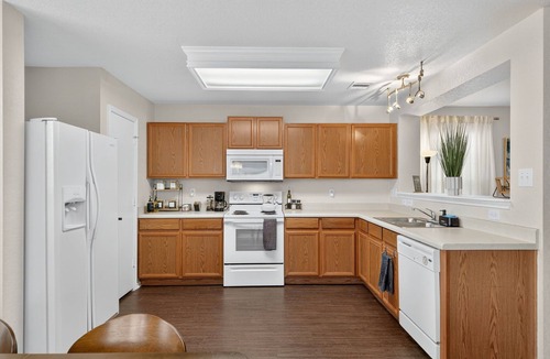 Maverick Creek House | Charming and modern 3-bedroom house for 10-12 ppl. Touristic location.