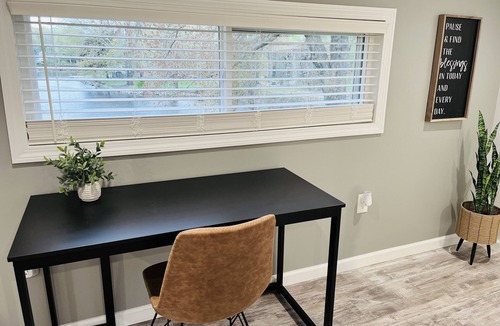 Montville House | Charming and peaceful Lake House!