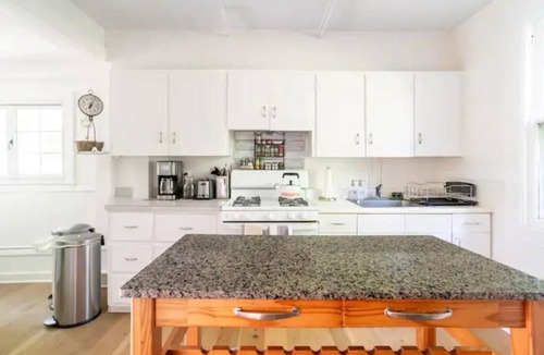 West Cornwall House | Charming and relaxing 4b farmhouse group getaway