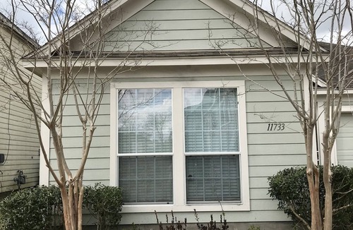 Clodine House | Charming and Relaxing Home Near Bellaire