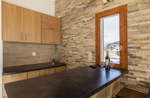 Demi-Quartier Apartment | Charming and Renovated with Balcony! #CA10