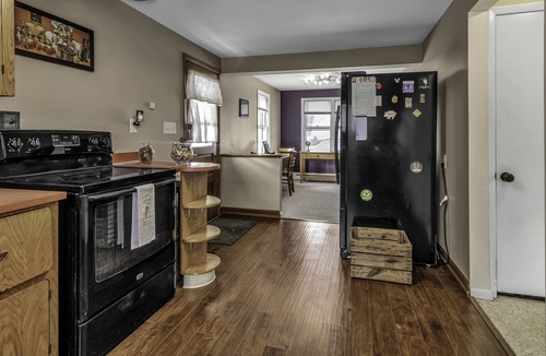 North Tonawanda House | Charming and Spacious Single Family Home