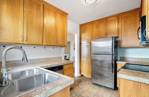 Stevens Condo | Charming and Spacious 3Beds3Bath Seattle Townhome