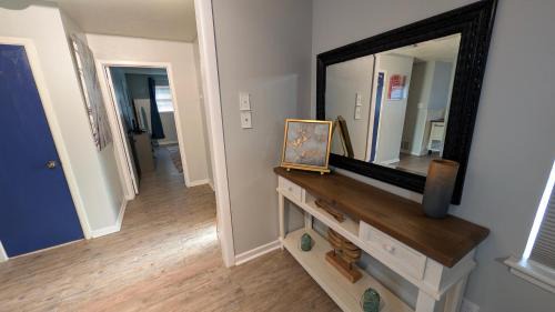 Lubbock House | Charming And Spacious Family Friendly 3BR