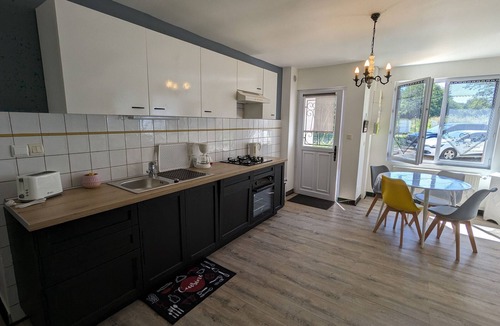 Montereau Cottage | Charming and Spacious Cottage near Montargis & Sully-sur-Loire with Private Garden and Parking