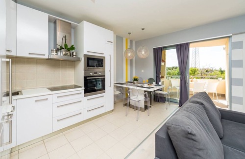 Cavtat Apartment | Charming and Stunning 2Bedroom Apartment Cavtat