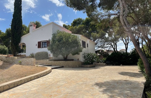 Moraira Ski Chalet | Charming anda confortable villa for 6 people | close to "Cala Cap Blanc".