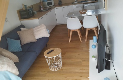 Pleudihen-sur-Rance Apartment | Charming apartment on the banks of the Rance