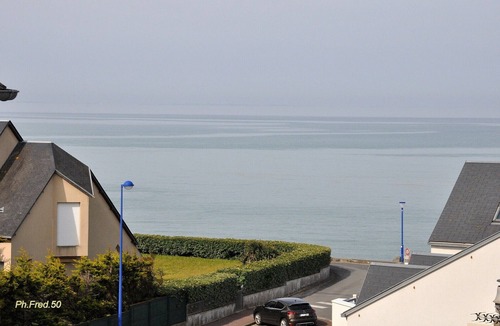 Hauteville-sur-Mer Apartment | Charming apartment