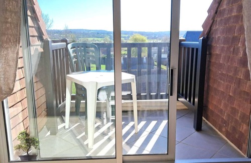 Blonville-sur-Mer Apartment | Charming apartment near Deauville