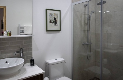 Caunes-Minervois Condo | Charming apartment in maison de maître