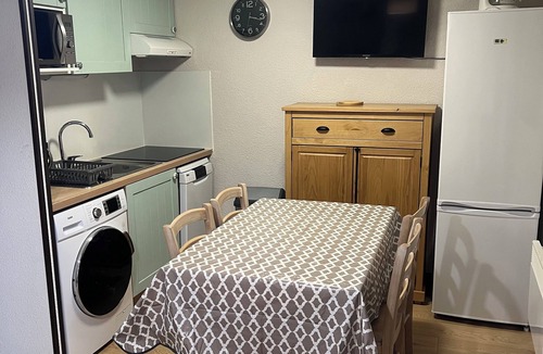 Luz-Saint-Sauveur Apartment | charming apartment 4/5 people center of luz saint sauveur