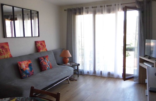 Vernet-les-Bains Apartment | Charming apartment in the Pyrenees overlooking Le Canigou