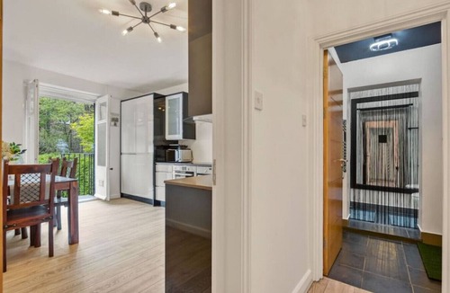 Earl's Court Apartment | Charming Apartment Earls Court