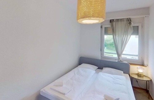 Seebach Apartment | Charming Apartment 15 Mins from City Life