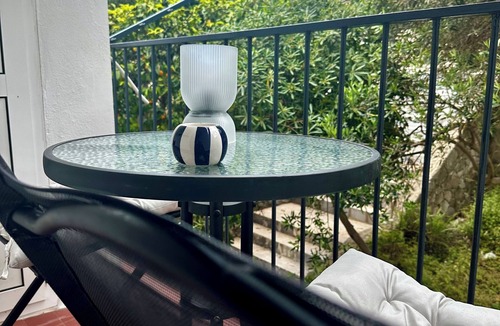 Krizni rat Apartment | Charming apartment Amphora 150 meters from the sea.
