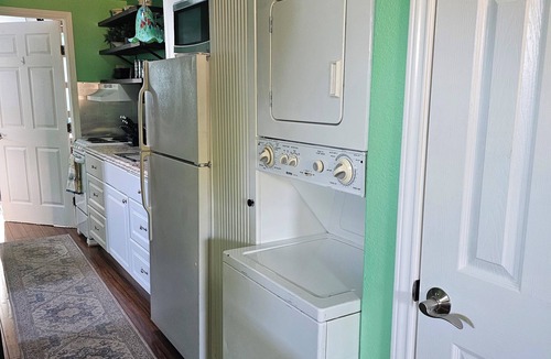 Blanco Apartment | Charming apartment centrally located in the Texas Hill Country