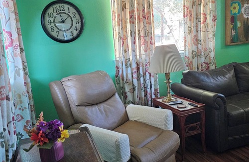 Blanco Apartment | Charming apartment centrally located in the Texas Hill Country
