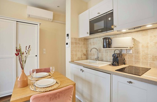 Strasbourg -Saint-Denis Apartment | Charming Apartment Center of Paris