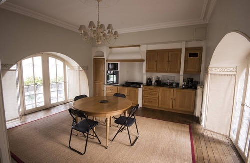 Centre Ville Apartment | Charming apartment downtown Pau (64)