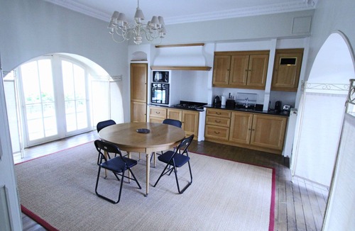 Centre Ville Apartment | Charming apartment downtown Pau (64)