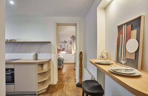 16th Arrondissement Apartment | Charming Apartment - Eiffel Tower/Trocadero