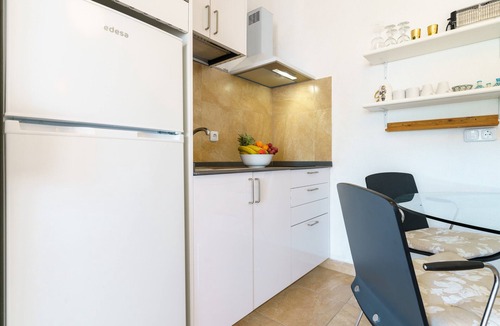 Sitio de Calahonda Apartment | Charming Apartment with Sea Views & Wi-Fi