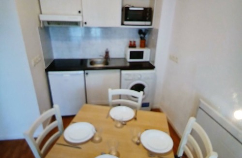Boulleville Apartment | Charming apartment with swimming pool