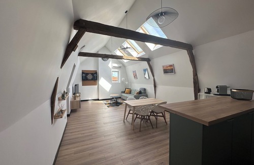 Seclin Apartment | CHARMING APARTMENT