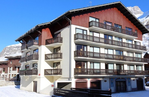 Val-d'Isere Apartment | Charming apartment with Wifi, pets allowed, 34m2 in Val-d'Isère