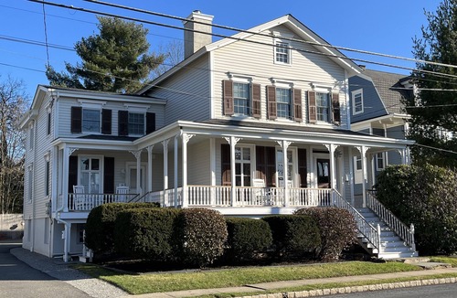 Flemington Apartment | Charming Apartment in Flemington