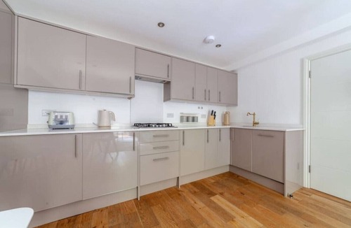 Belsize Apartment | Charming Apartment in Belsize Park