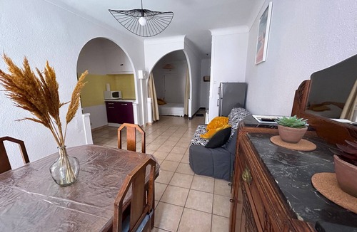 Collioure Apartment | Charming apartment in Collioure center with balcony