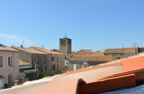 Meze Apartment | Charming apartment in Mèze, private terrace