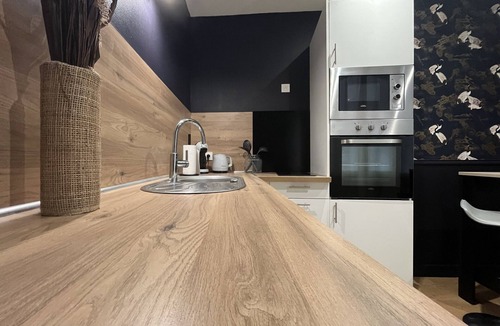 Downtown Angers Apartment | Charming apartment in the heart of the city center – 2 guests