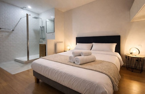 Downtown Angers Apartment | Charming apartment in the heart of the city center – 2 guests